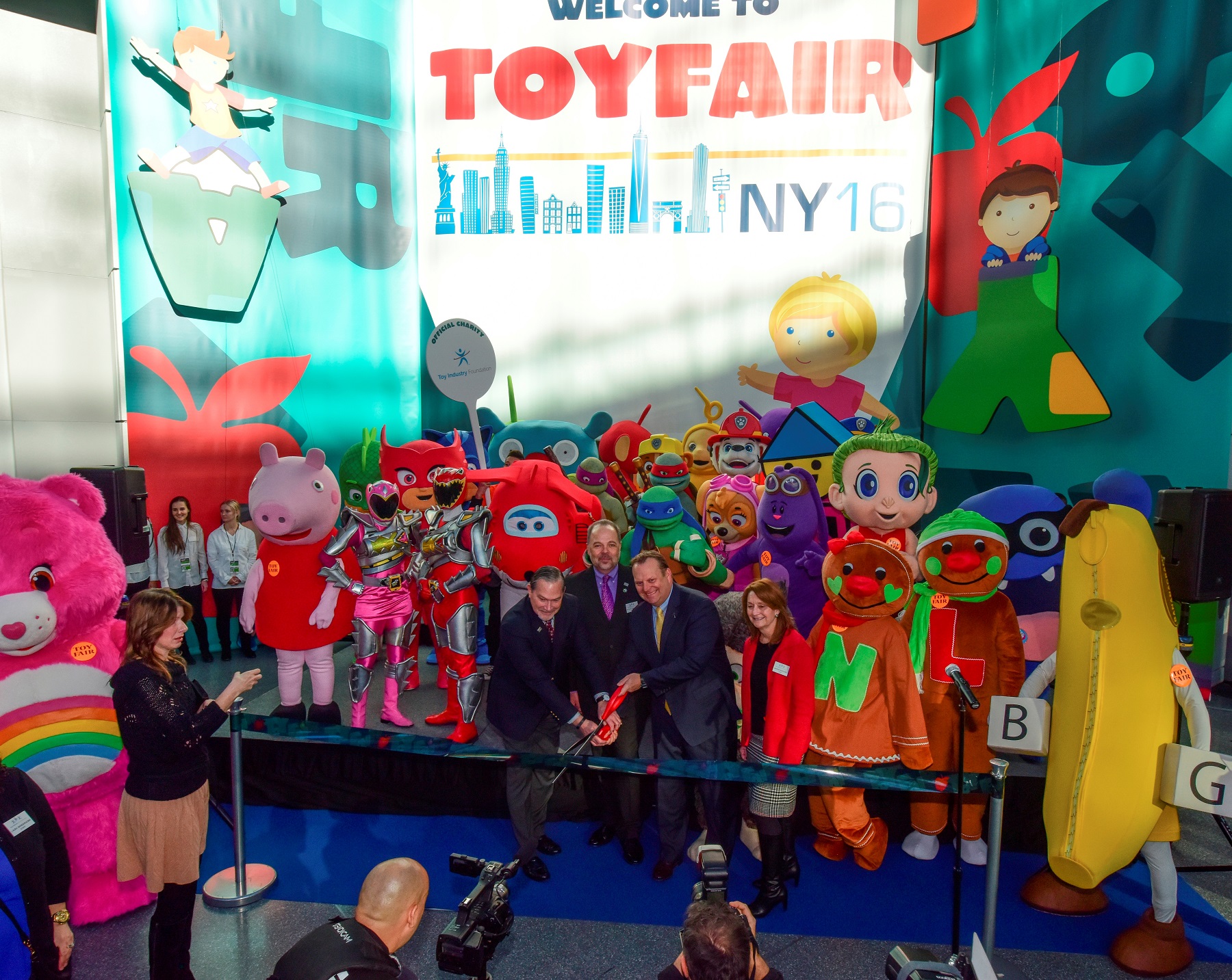Toy Fair NY brings seven football fields of fun to NYC Trade Show ExPO